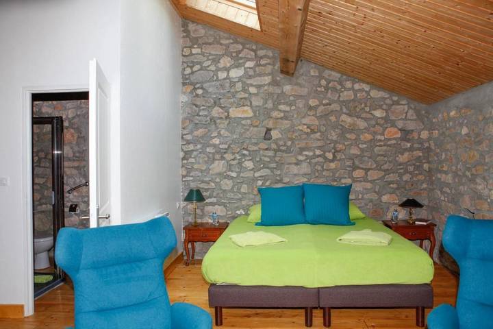 Location de vacances pour 4 personnes, avec vue et jardin, animaux acceptés à Puivert - 3