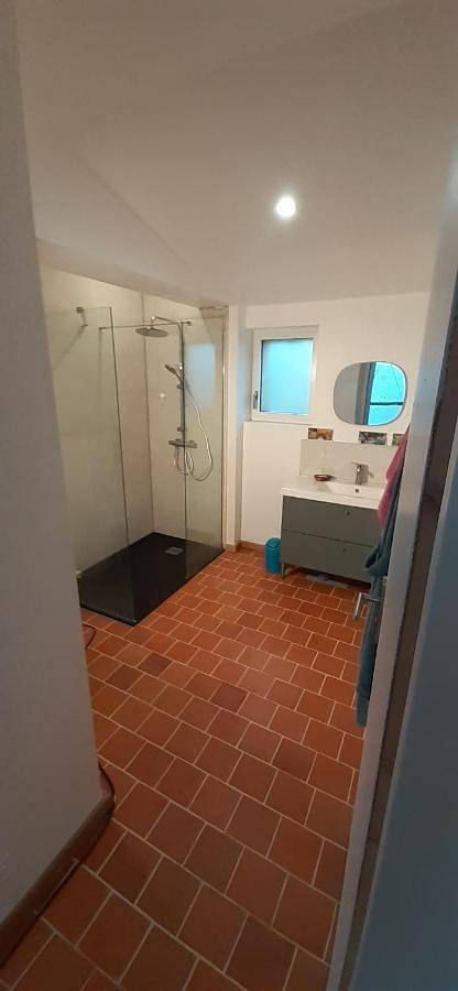 Two-Bedroom House in Champtoceaux, Région de Cholet
