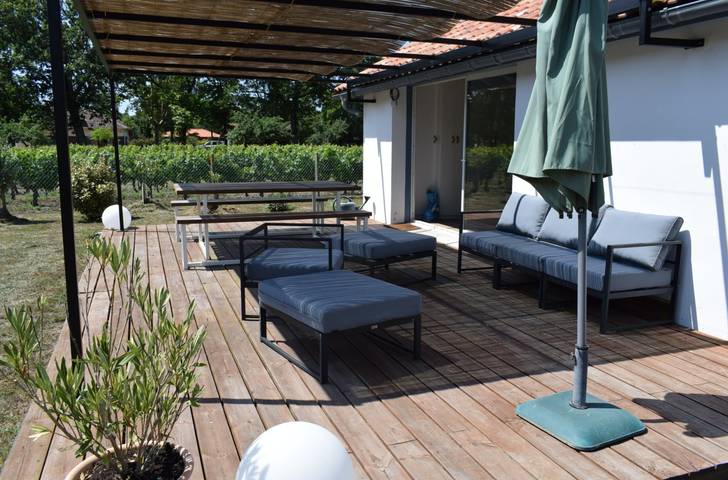 Gîte pour 13 personnes, avec jardin et terrasse, animaux acceptés dans Lac de Léon - 2