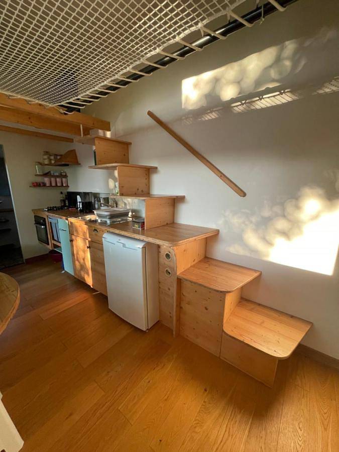 Gîte pour 4 personnes, avec terrasse ainsi que jardin et piscine, animaux acceptés à Villegusien-le-Lac - 4