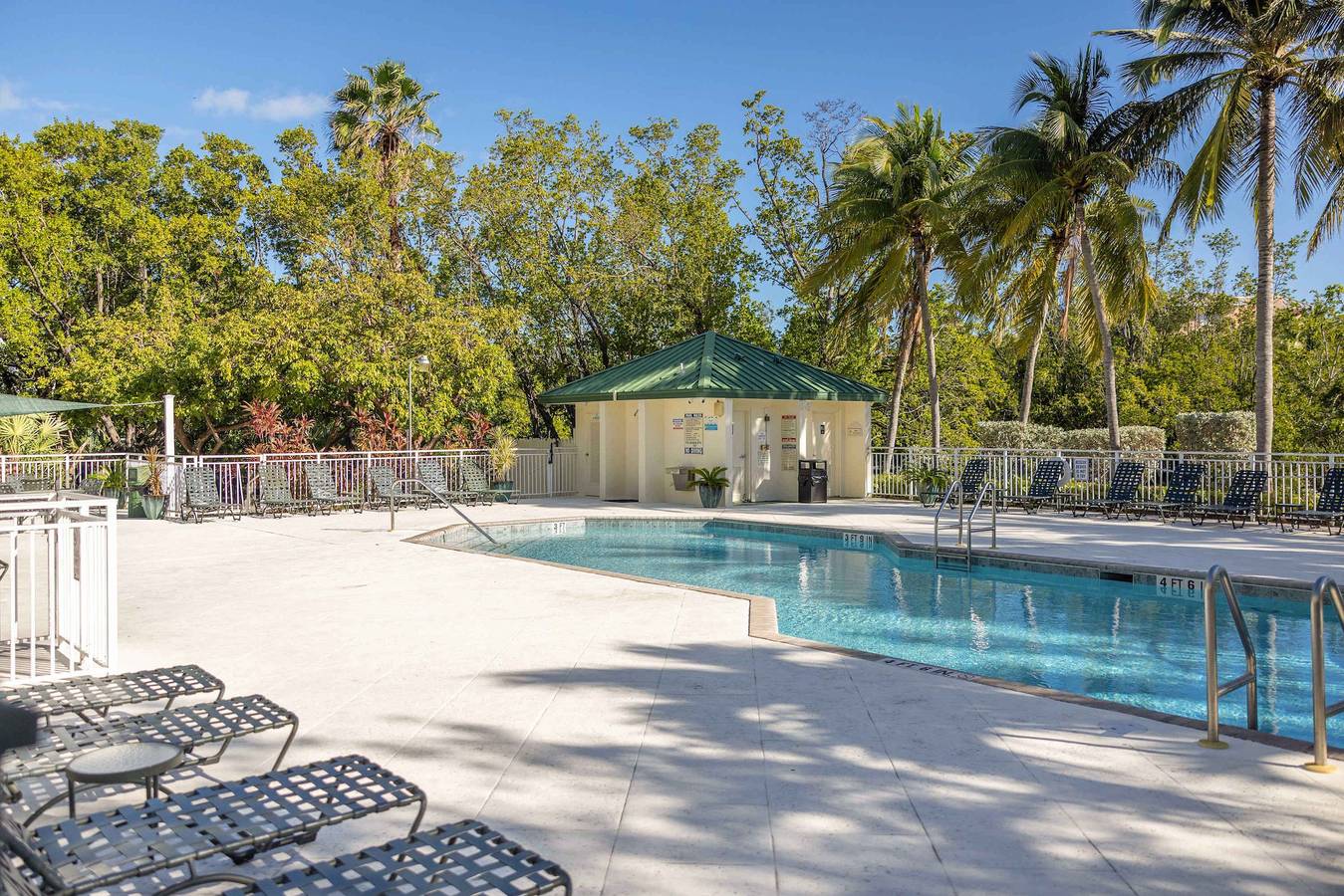 Hel leilighet, Tortuga Suite Sparkling Pool Hot Tub in Key West, Lower Keys