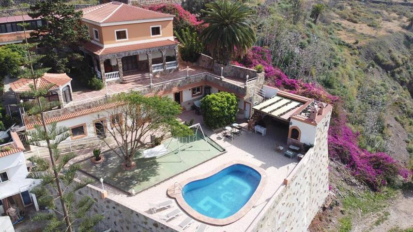 Chalet para 7 personas, con Balcón y Terraza además de Jardín y Piscina en Las Palmas de Gran Canaria
