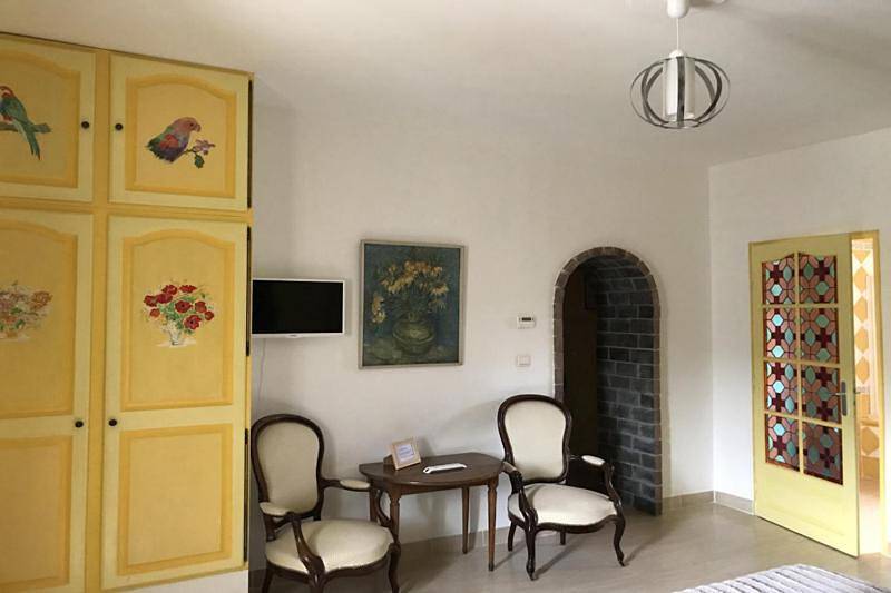 Comfort Double Room in Gréoux-les-Bains, Parc naturel régional du Verdon