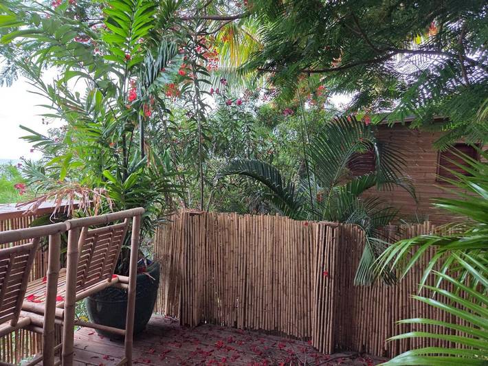 Chambre d’hôte pour 2 personnes, avec vue ainsi que jardin et terrasse à Saint-Leu