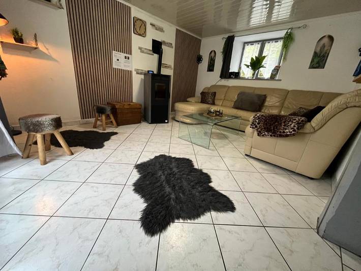 Location de vacances pour 6 personnes, avec bassin pour enfant et jardin ainsi que piscine et jacuzzi, adapté aux familles à Oderen - 3