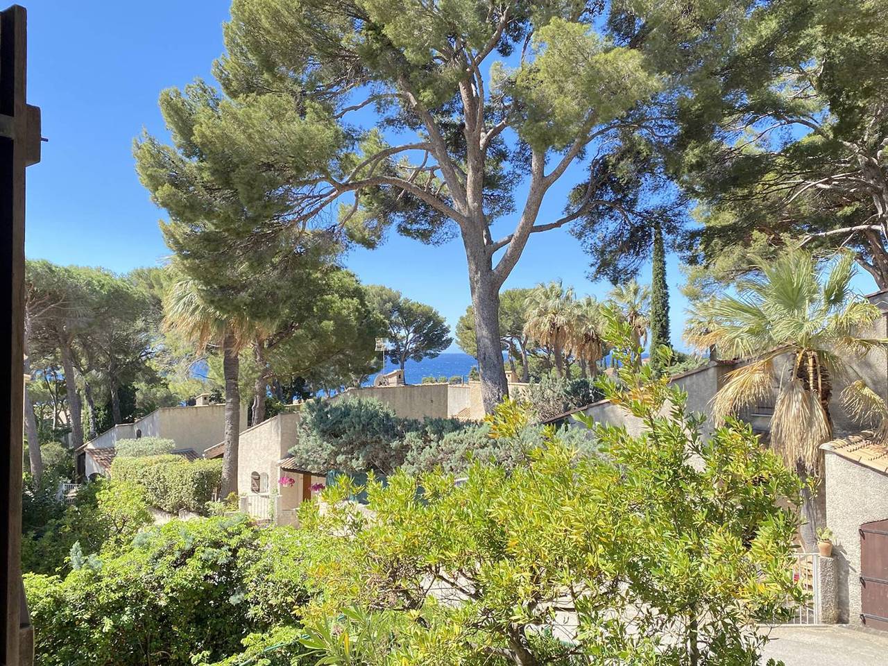 Studio entier, Studio à Saint-Cyr-sur-Mer avec terrasse et parking privé in Les Lecques, Saint-Cyr-sur-Mer