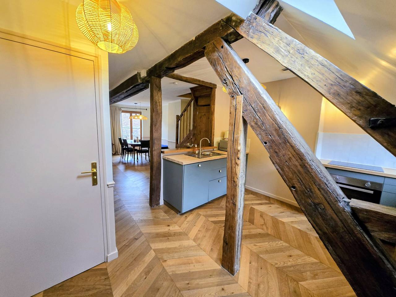 Appartement entier, Duplex Familial Spacieux au Cœur d'Auxerre avec Wi-Fi in Auxerre, Région d'Auxerre