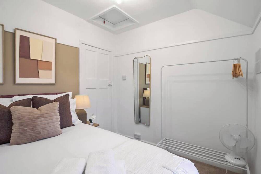 Stylish 3-Bed Countryside House | Peace & Privacy in Buckinghamshire