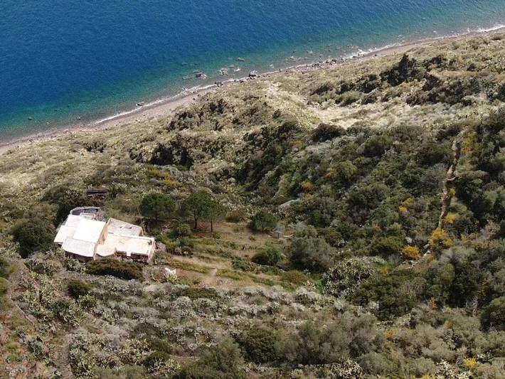 Location de vacances pour 9 personnes, avec vue et jardin dans Alicudi - 3