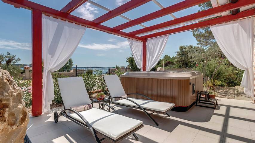 Ferienhaus für 3 Personen, mit Garten und Terrasse auf Lošinj - 4