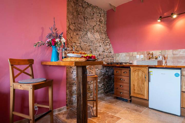 Gîte pour 4 personnes, avec terrasse et piscine à Montréal (Lanquedoc-Roussillon) - 3