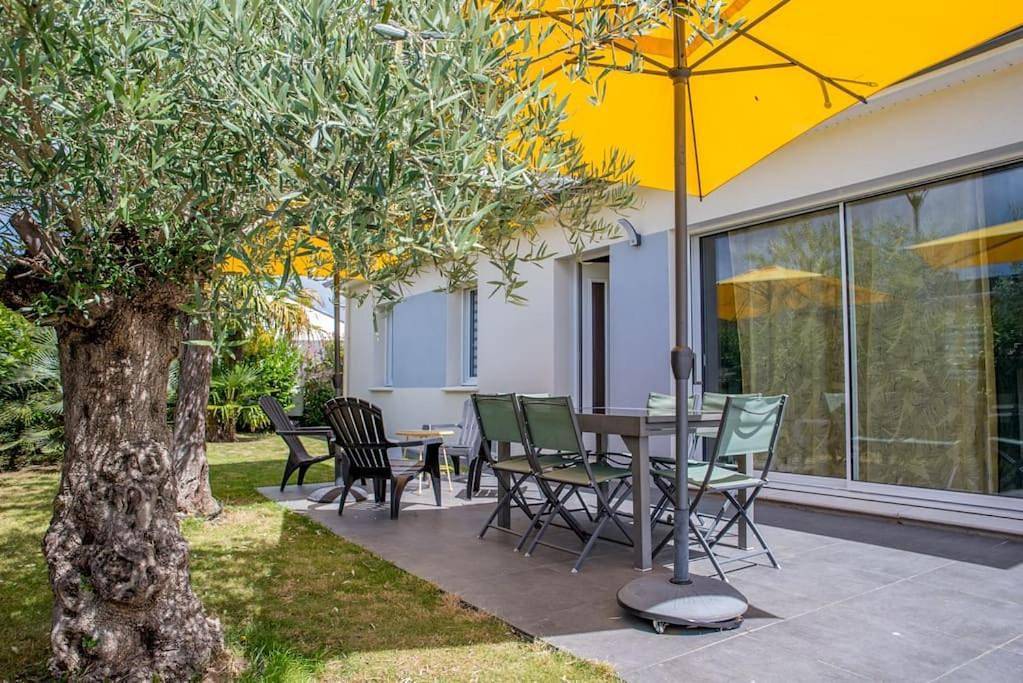 Three-Bedroom House in Cantenay-Épinard, Région d'Angers