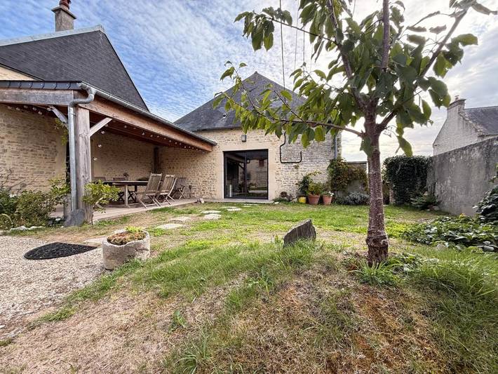 Location de vacances pour 6 personnes, avec Terrasse et Jardin à Turqueville