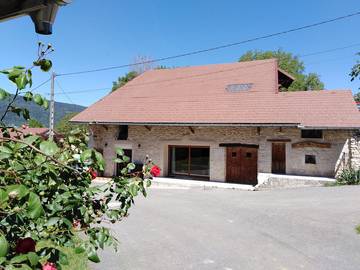 Gîte pour 15 personnes à Champagne-en-Valromey