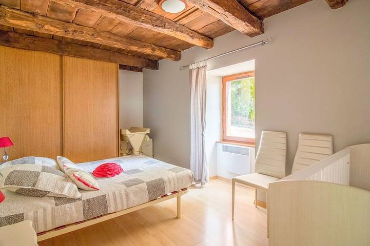 Location de vacances pour 6 personnes, avec terrasse et jardin, animaux acceptés à Meyssac - 2