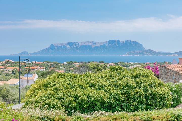Apartamento entero, Lindo apartamento con vistas al mar - Appartamento le Farfalle in Pittulongu, Olbia
