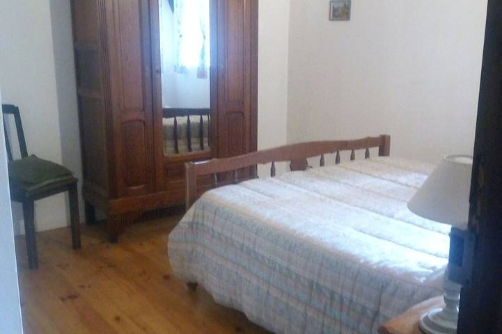 Location de vacances pour 10 personnes, avec jardin et terrasse, animaux acceptés à Saint-Pierre-de-Colombier - 3