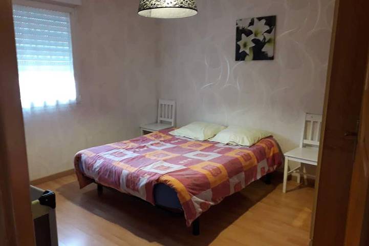 Chalet pour 12 personnes, avec jacuzzi et jardin, animaux acceptés à Rochesson - 2