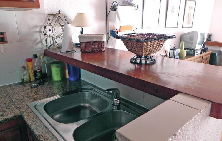 Appartement de vacances entier, Appartement avec terrasse au bord de la piscine près de la plage in Dénia, Costa Blanca
