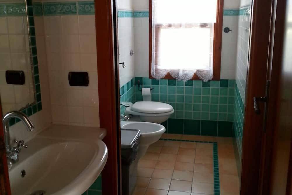 Appartamento intero, Appartamento panoramico in villa; Torre dei Corsari in Arbus (comune), Campidano di Terralba