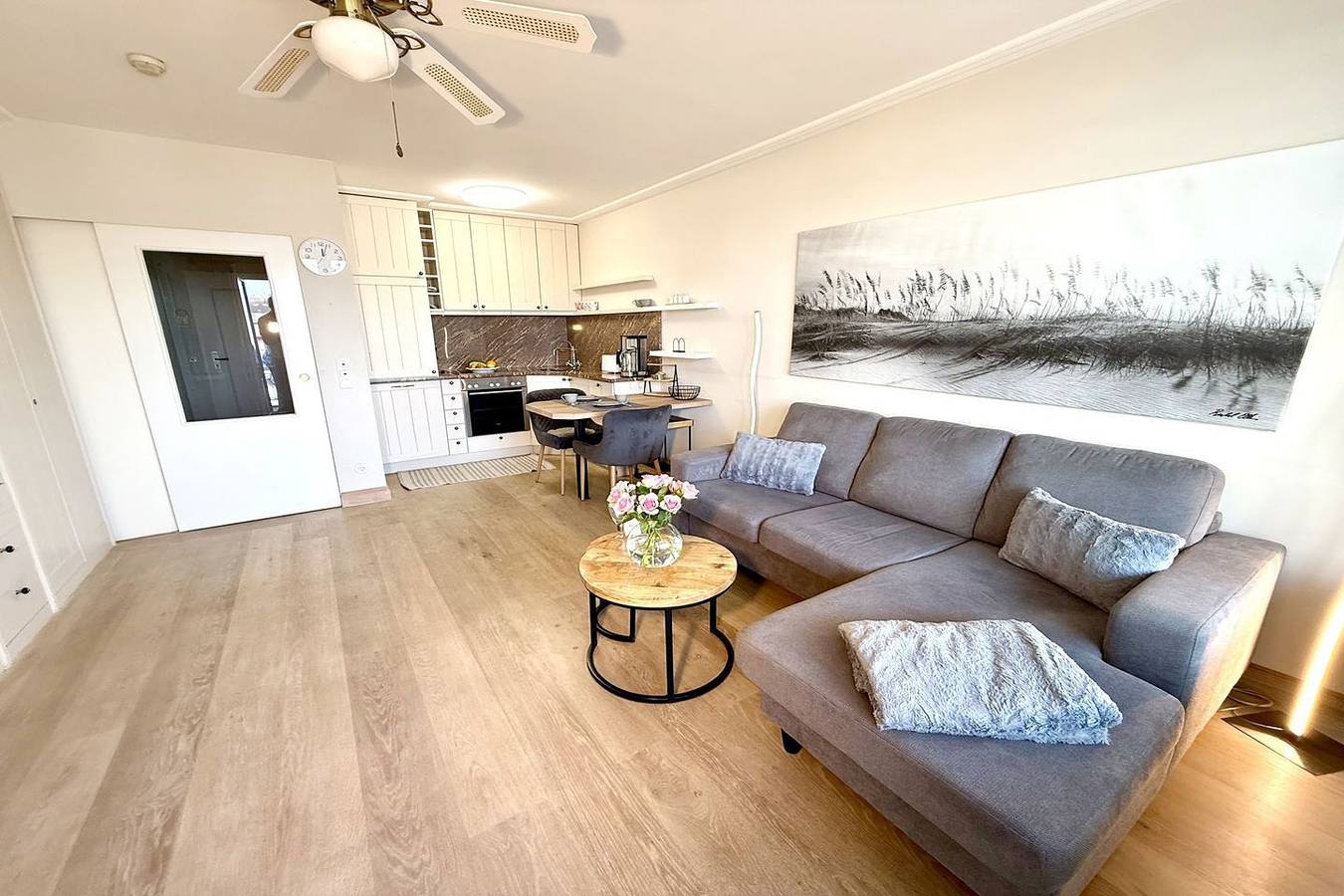 Ganze Wohnung, Modernes Ferienappartement mit Sauna und beheiztem Innen-Pool in Westerland in Westerland, Sylt (Gemeinde)