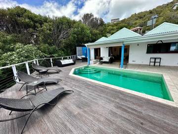 Location de vacances pour 4 personnes, avec terrasse et piscine dans Saint-Barthélemy