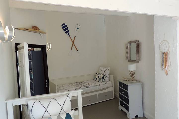 Location de vacances pour 6 personnes, avec jardin à Neffiès - 3