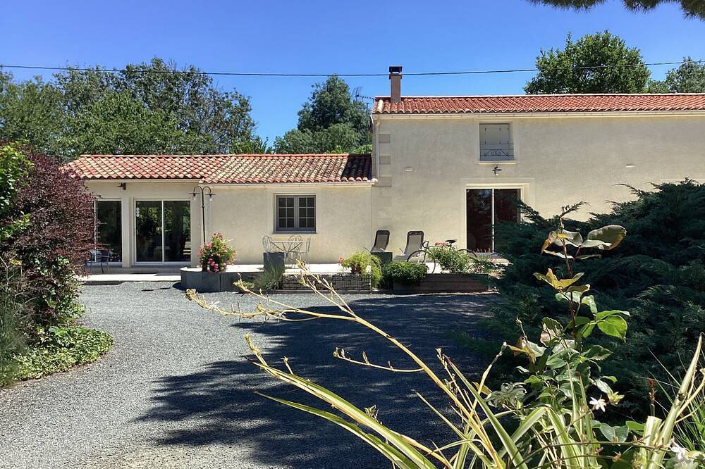 Longère du Marais Poitevin in La Ronde, Région de La Rochelle