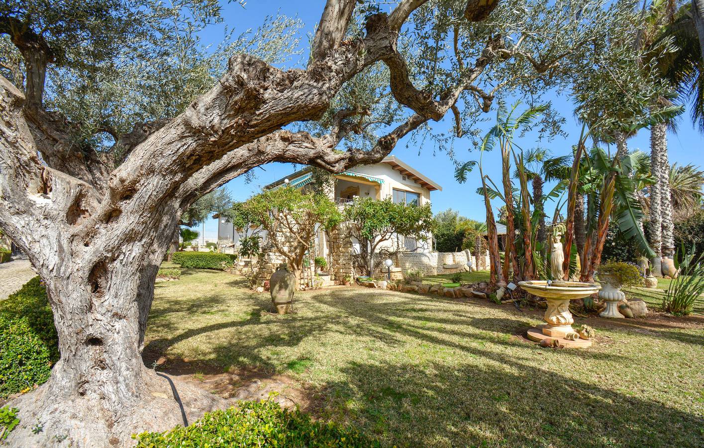 Gemütliche Ferienwohnung, 2 km vom Strand entfernt, mit Klimaanlage und WLAN in Cava d'Aliga, Ragusa Provinz