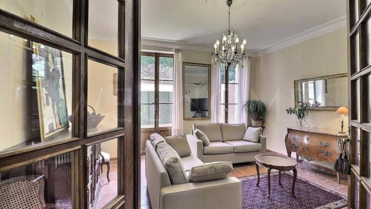 Apartamento vacacional entero, Ferienwohnung für 17 Personen (400 m²) in Apt in APT, Parque natural regional del Luberon