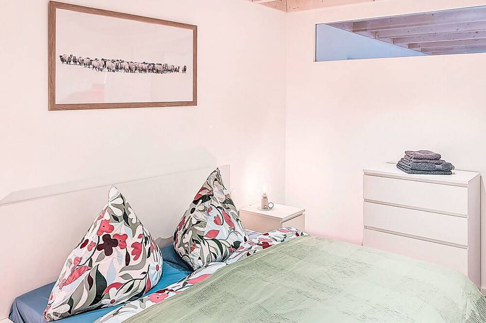 Ganze Wohnung, Herrliche Wohnung für 2 Gäste mit  W-Lan, Tv, Terrasse und Haustiere erlaubt in Krummendeich, Nordseeküste