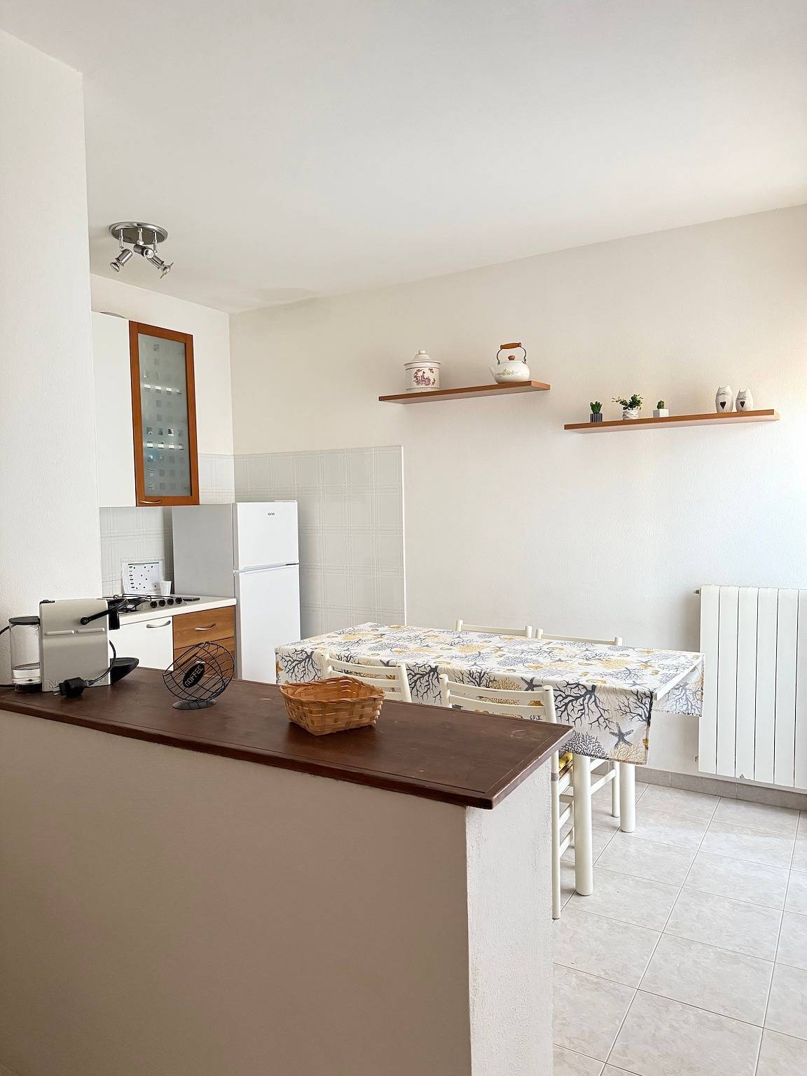 Hel leilighet, Apartment 'Casa Vacanza Antonio- Alghero' with Sea View, Balcony and Air Conditioning in Lido San Giovanni, Alghero
