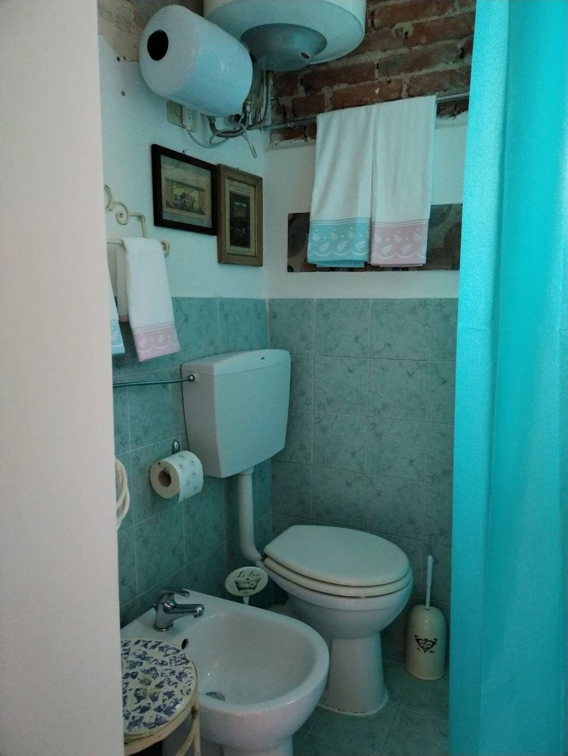 Sky Room Carrara Hydromassage mit Parkplatz in Carrara, Italienische Riviera