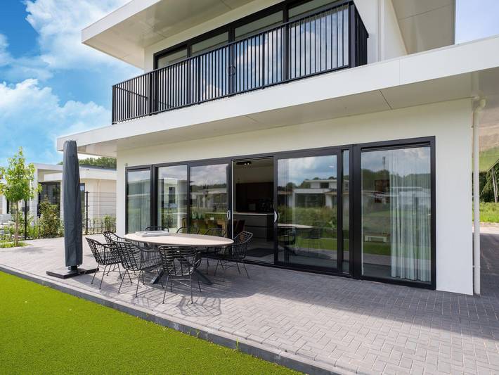 Ferienhaus für 16 Personen, mit Whirlpool und Balkon sowie Garten in Flevoland - 4