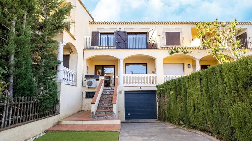 Maison de vacances pour 7 personnes, avec jardin à Sant Pere Pescador