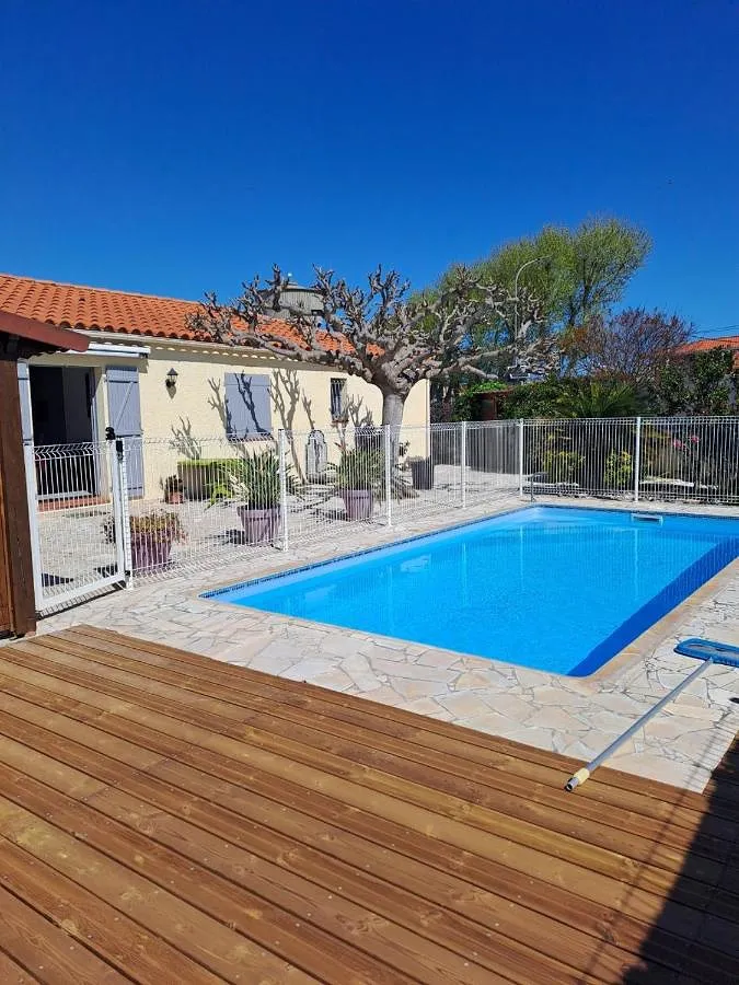 Casa de vacaciones para 8 personas, con jardín y piscina - 1
