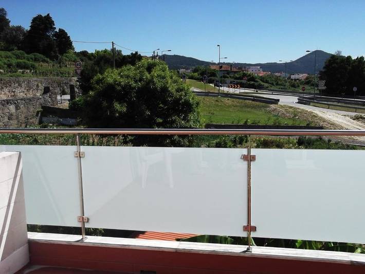 Apartamento para 2 personas, con Balcón y Terraza además de Jardín y Piscina en Vila Nova de Cerveira