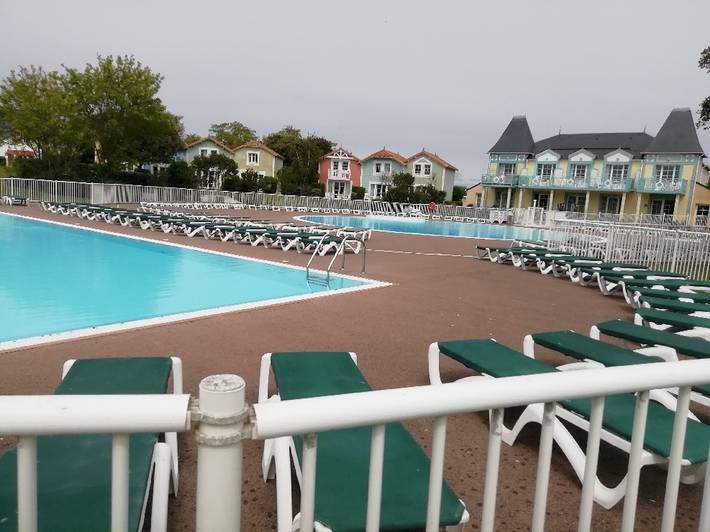 Location de vacances pour 6 personnes, avec vue et terrasse, adapté aux familles dans Port Bourgenay - 2