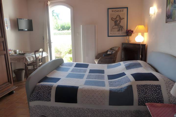 Location de vacances pour 2 personnes, avec Jardin à L'Isle-sur-la-Sorgue - 2