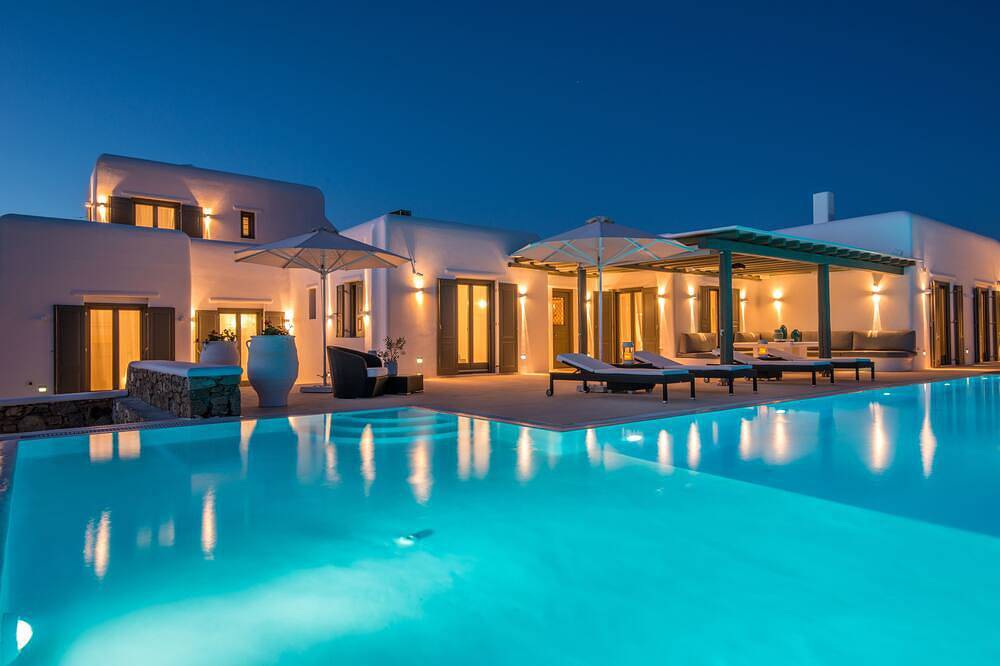 Casa vacanza a Cicladi a partire da 1971€ a notte
