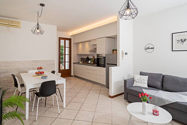 Location de vacances pour 6 personnes, avec balcon à Bardolino - 2