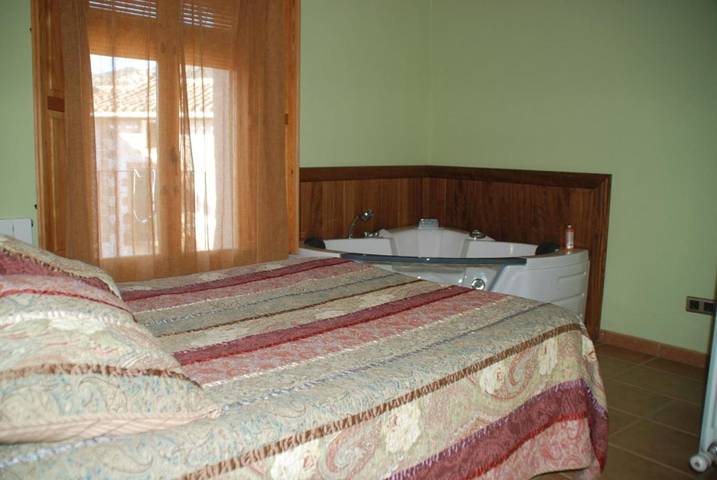 Casa rural para 7 personas, con terraza en Massis dels Ports - 2