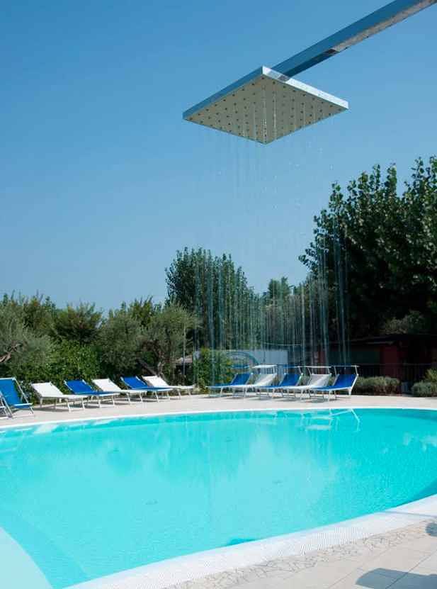 Casa mobile con terrazza in legno  in Moniga del Garda, Prealpi Gardesane