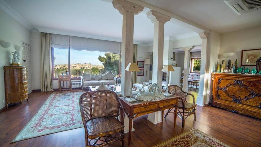 Casa rural para 11 personas, con vistas y piscina además de sauna y jardín en Toledo - 4