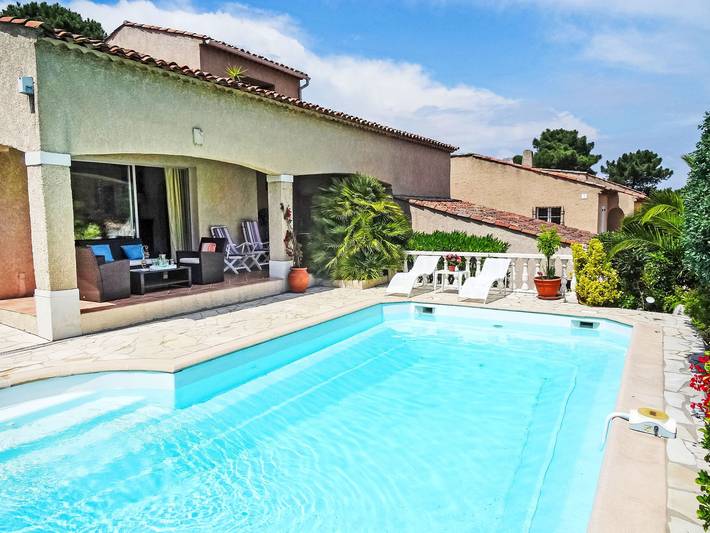 Maison de vacances pour 6 personnes, avec jardin et terrasse à Gassin