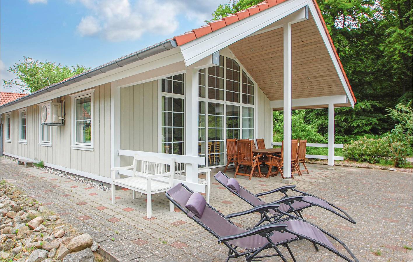 Holiday home for 10 people with terrace in Kelstrup Strand, Little Belt