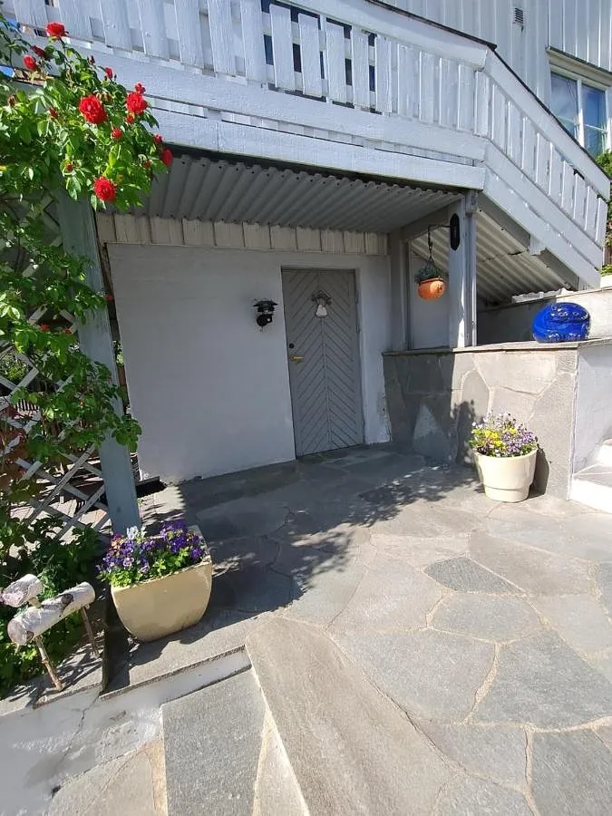 Ferienwohnung für 4 Personen, mit Ausblick und Sauna sowie Garten - 1