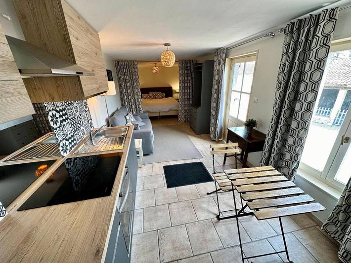 Maison de campagne pour 2 personnes, avec piscine et terrasse à Thénac - 4