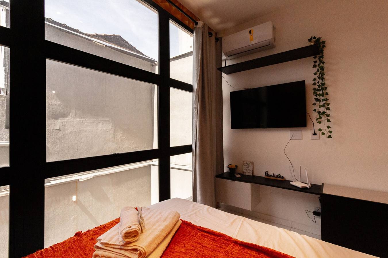 Entire apartment, Flat no Tatuapé com Wi-Fi, academia e Smart Lock in Tatuapé, São Paulo