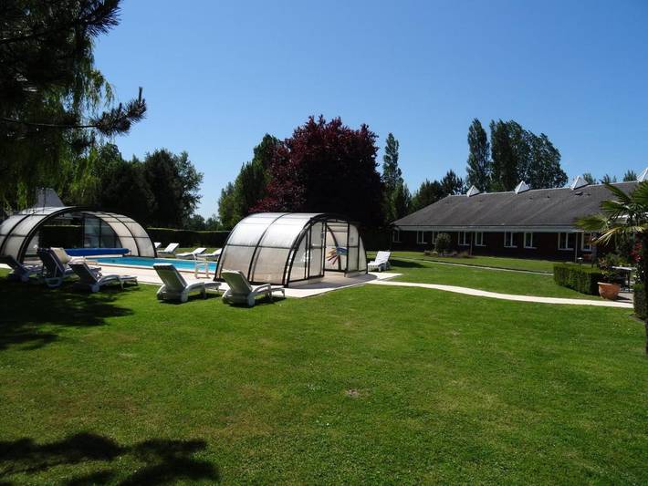 Hôtel pour 2 personnes, avec piscine et jardin ainsi que vue et terrasse